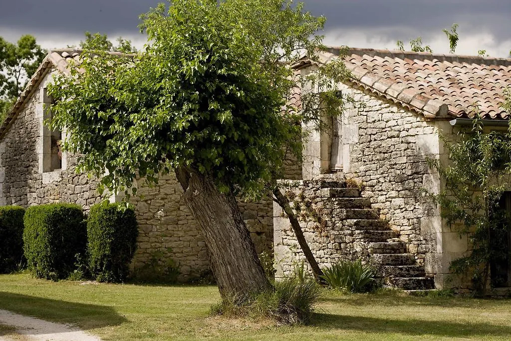 **** Guest house La Vayssade - Maison D'Hotes - Jacuzzi, Piscine & Truffes Lalbenque France