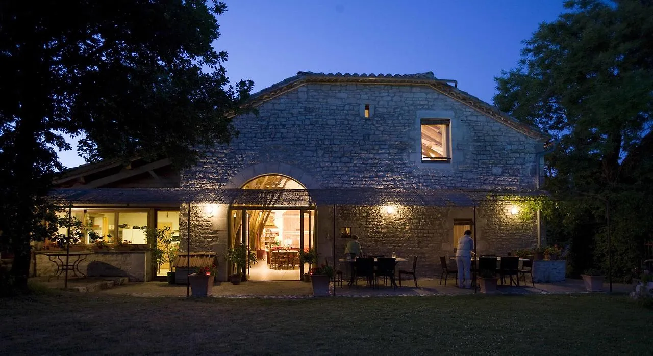 Guest house La Vayssade - Maison D'Hotes - Jacuzzi, Piscine & Truffes Lalbenque