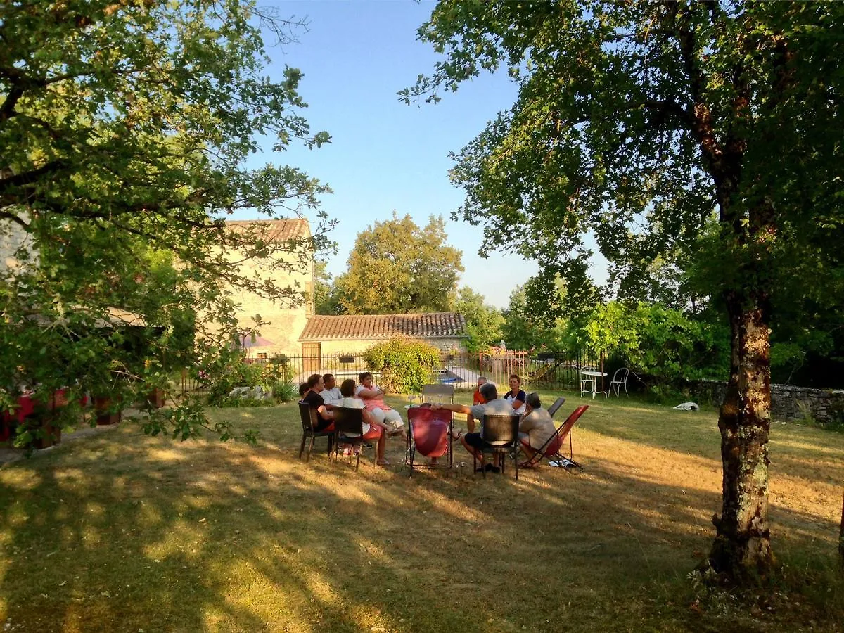 La Vayssade - Maison D'Hotes - Jacuzzi, Piscine & Truffes Lalbenque